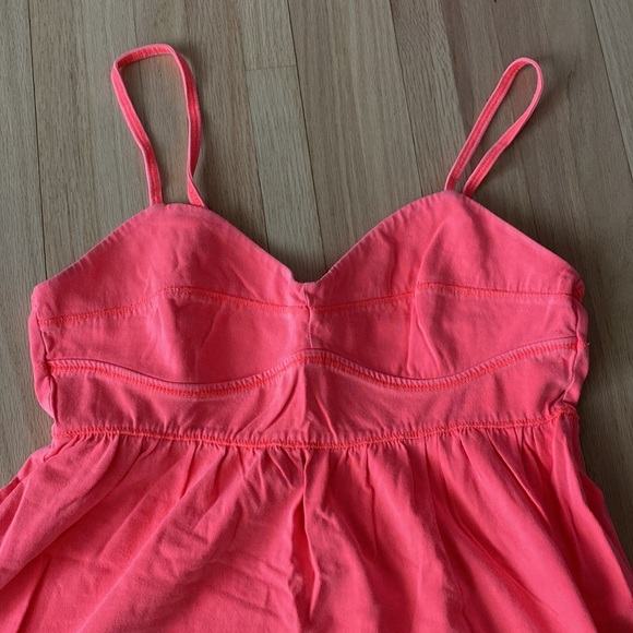 TNA by Aritzia summer dress neon pink Sz L - Picture 2 of 7